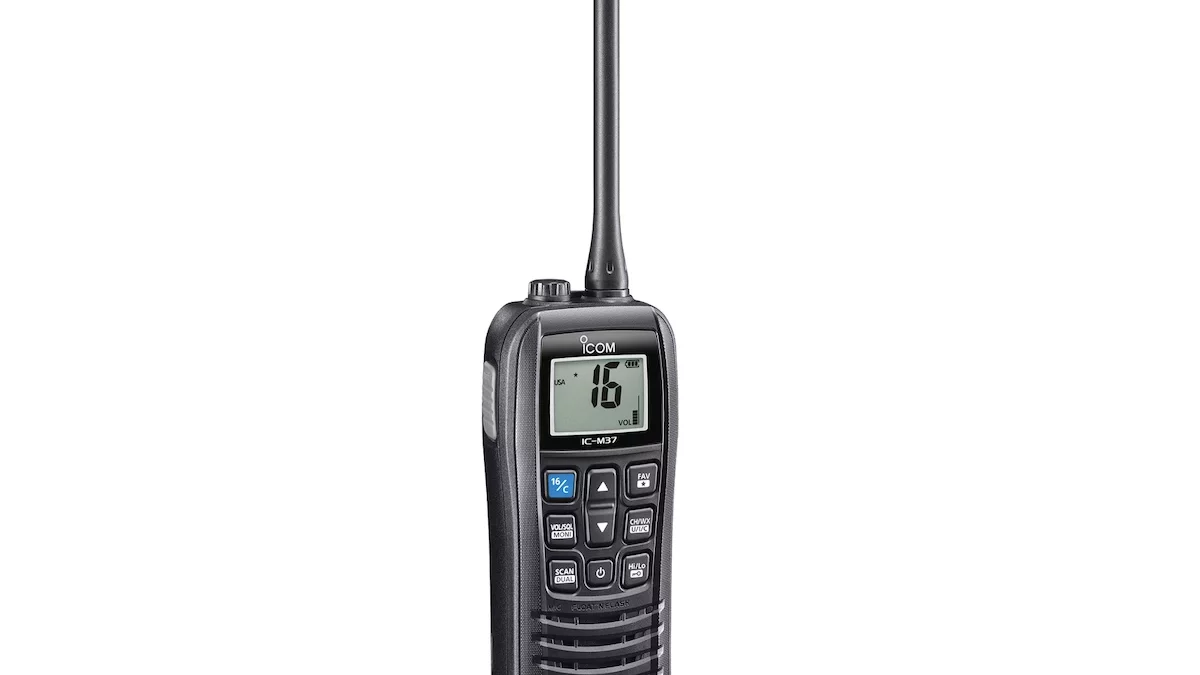 Icom IC-M37 6 Watt Handheld Marine Band Transceiver with Float'n Flash